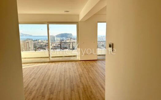 Эксклюзивный пентхаус с панорамным видом на всю Будву