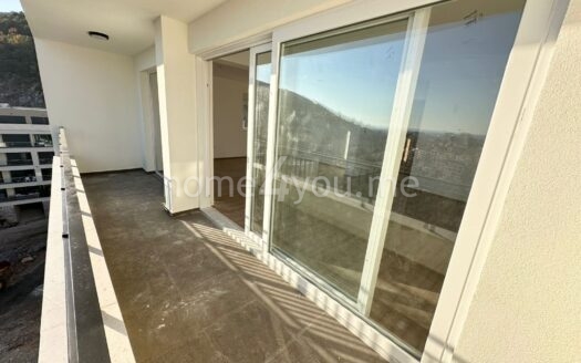 Эксклюзивный пентхаус с панорамным видом на всю Будву