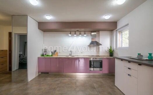 Duplex penthouse sa pogledom na more, Podkošljun, Budva