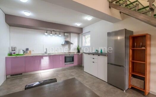 Duplex penthouse sa pogledom na more, Podkošljun, Budva