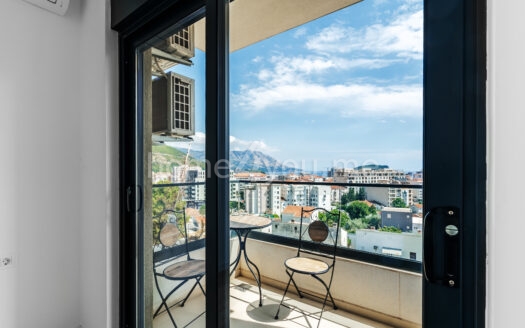 Apartments for sale in a modern residential complex with a swimming pool – Budva, Dubovica