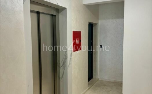 Namješten apartman u novoj zgradi na izvrsnoj lokaciji – Cetinje, Centar