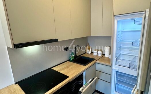 Namješten apartman u novoj zgradi na izvrsnoj lokaciji – Cetinje, Centar