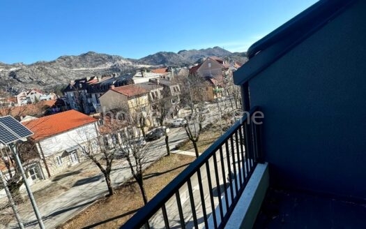 Namješten apartman u novoj zgradi na izvrsnoj lokaciji – Cetinje, Centar