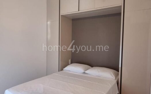 Two-bedroom apartment with parking in the Anatolia complex, 500 m from the sea, Bečići, Budva