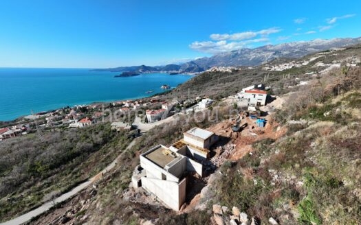 Gradjevinsko zemljište za gradnju vila u naselju Tudorovići, Budva