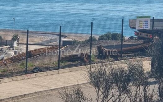 Two-bedroom apartment with parking in the Anatolia complex, 500 m from the sea, Bečići, Budva