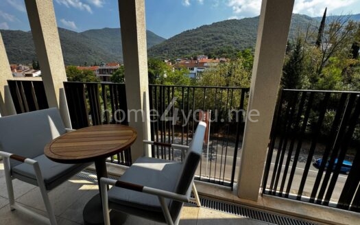 Luksuzan jednosoban stan sa parking mjestom u novom kompleksu Boka Place u Tivtu