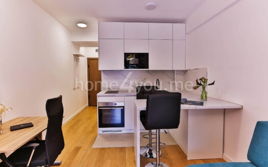 Студия в кондо-отеле в самом центре Будвы