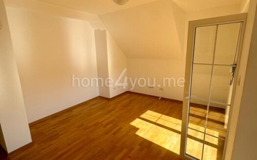 Comfortable one-bedroom apartment in a new building in Cetinje – Gruda area