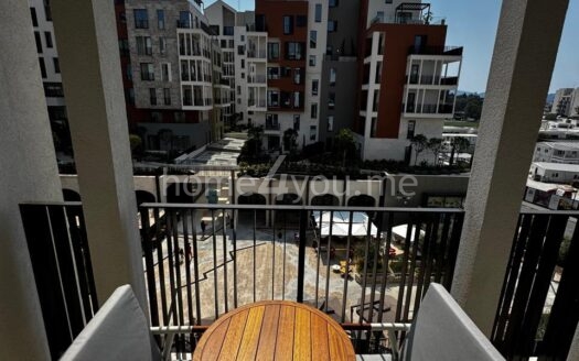 Luksuzan jednosoban stan sa parking mjestom u novom kompleksu Boka Place u Tivtu