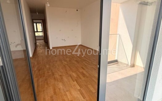 Jednosoban stan u novogradnji sa trajnom pogledom na more, Bečići, Budva