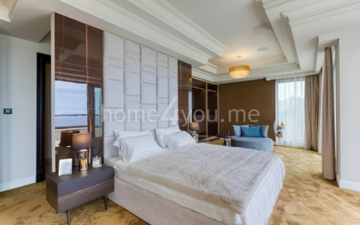 Ekskluzivna vila sa bazenom i panoramskim pogledom na more