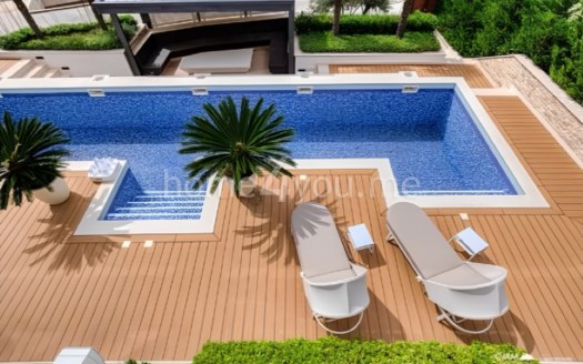 Ekskluzivna vila sa bazenom i panoramskim pogledom na more