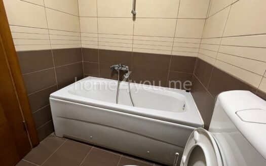 Полностью меблированная однокомнатная квартира в долгосрочную аренду в районе Дубовица, Будва, рядом с Mega Mall