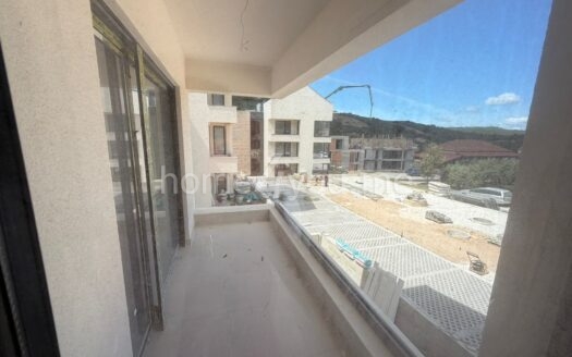 Two-bedroom apartment with parking space – Radanovići, Kotor