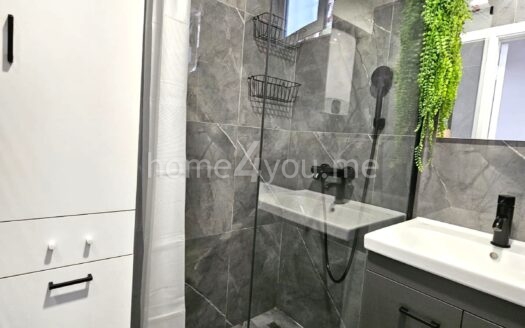 Modern two-bedroom apartment near Kuća Hemije in Budva, Dubovica