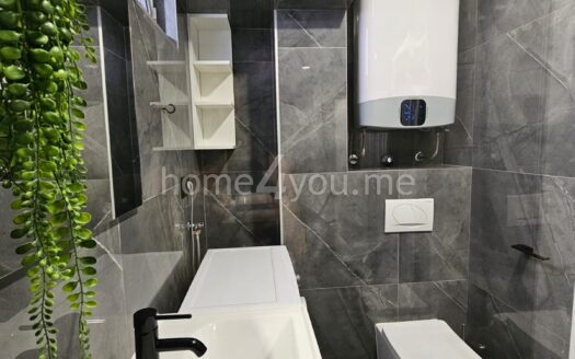 Modern two-bedroom apartment near Kuća Hemije in Budva, Dubovica