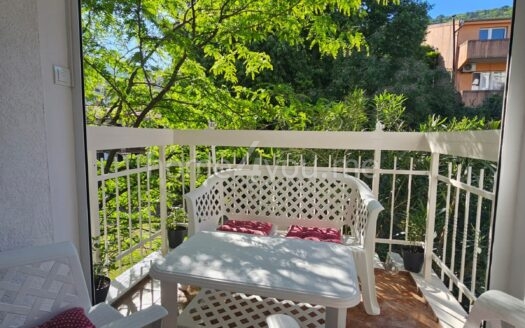 Modern two-bedroom apartment near Kuća Hemije in Budva, Dubovica