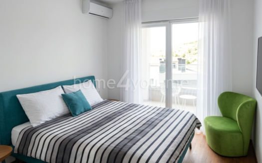 Budva, Old Bakery – Three-bedroom modern apartment with rooftop terrace and garage