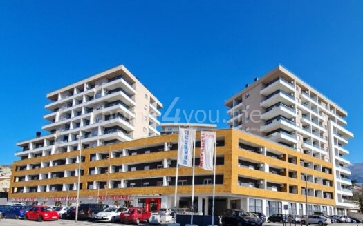 Budva, Old Bakery – Three-bedroom modern apartment with rooftop terrace and garage