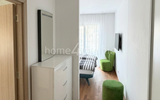 Budva, Old Bakery – Three-bedroom modern apartment with rooftop terrace and garage