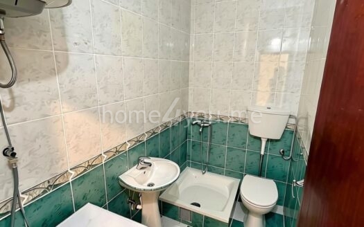 One-bedroom apartment with terrace and parking space – Topliški Put, Budva