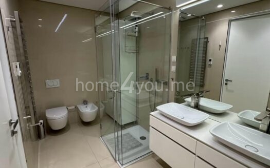 Luxury two-bedroom apartment in the exclusive Dukley Gardens resort, Budva