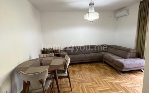 One-bedroom apartment 300 m from the sea – Bečići, Budva