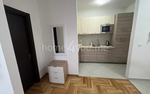 One-bedroom apartment 300 m from the sea – Bečići, Budva