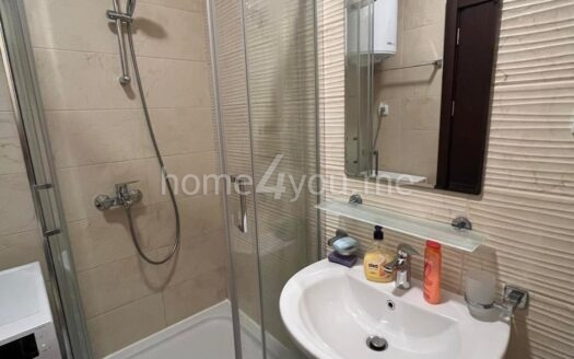 One-bedroom apartment 300 m from the sea – Bečići, Budva