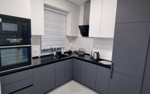 New, fully furnished, never-occupied three-bedroom apartment | 95m² | Rozino, Budva