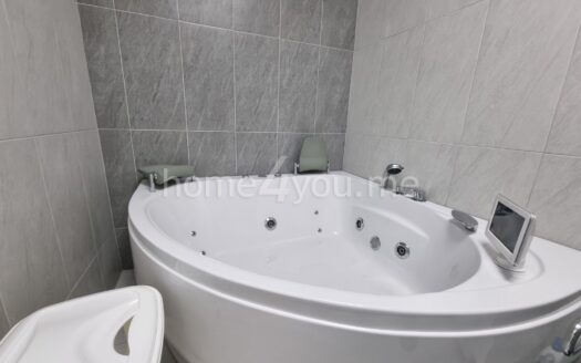New, fully furnished, never-occupied three-bedroom apartment | 95m² | Rozino, Budva