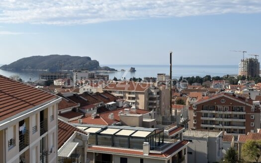 One-bedroom apartment with sea views in a new development, Podkošljun, Budva