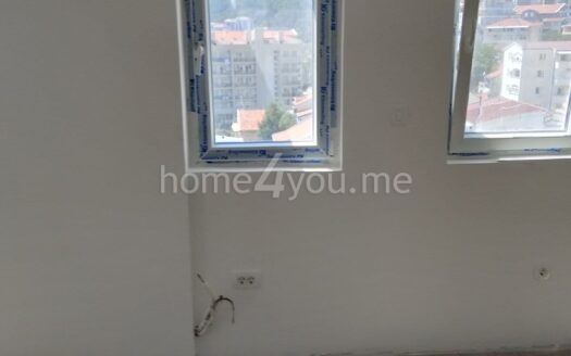 One-bedroom apartment with sea views in a new development, Podkošljun, Budva