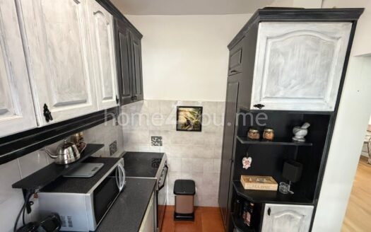 Furnished two-bedroom apartment with a large terrace and beautiful open views of the city – Dubovica, Budva