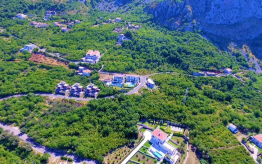 Urbanizovano zemljiste sa pogledom na more, Blizikuce, Budva