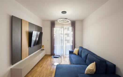 New one-bedroom apartment with parking space in Bečići, Budva