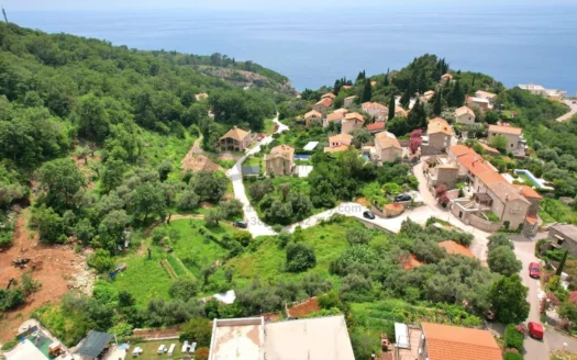Urbanizovano zemljiste za izgradnju u Rezevicima, Budva