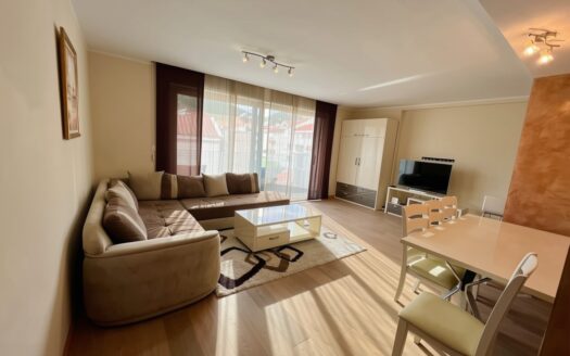 One-bedroom apartment on the main Boulevard, 250 m from Slovenska Beach, Budva